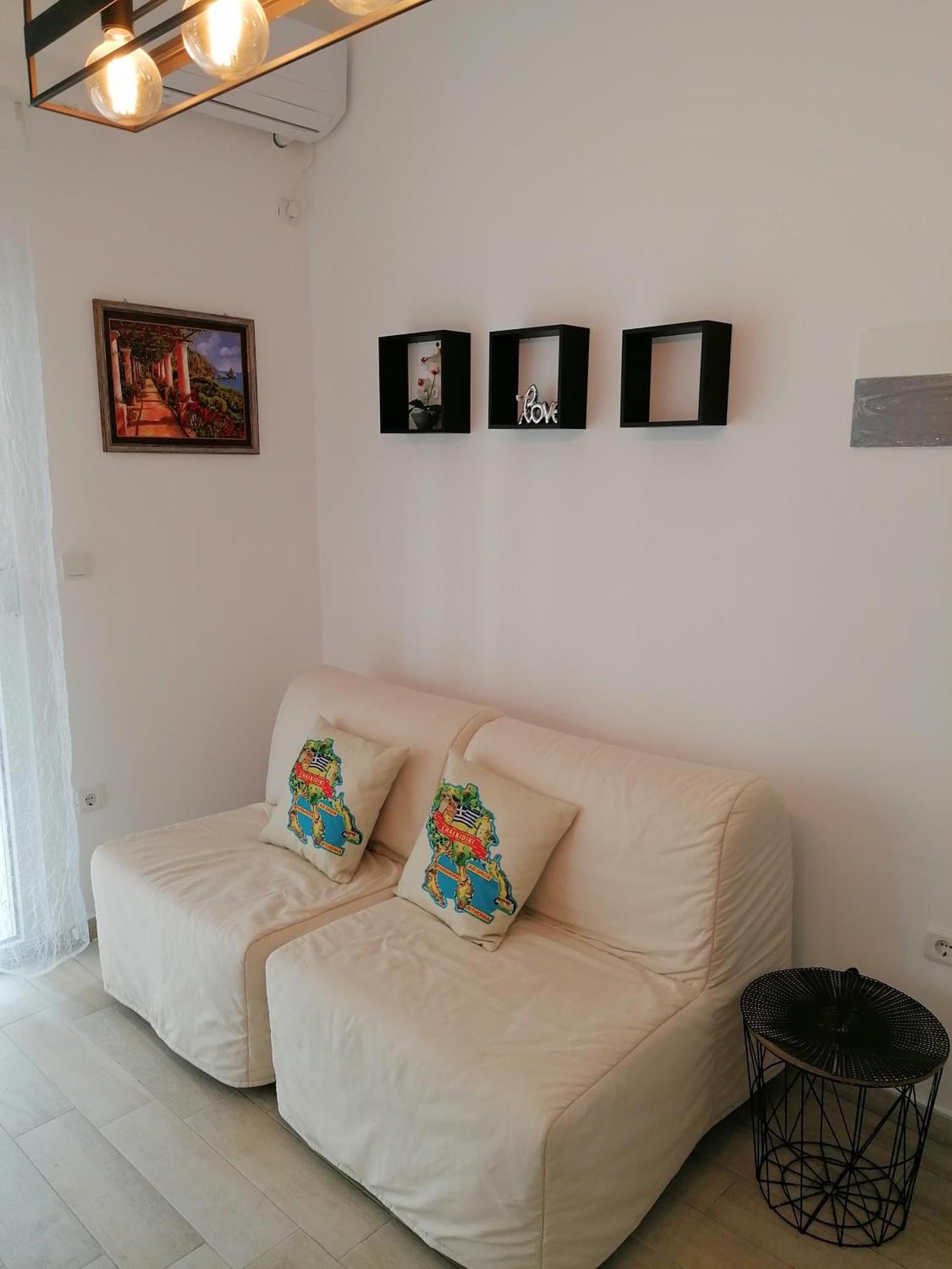 Crystal Blue Apartments Nea Kallikrateia Room photo