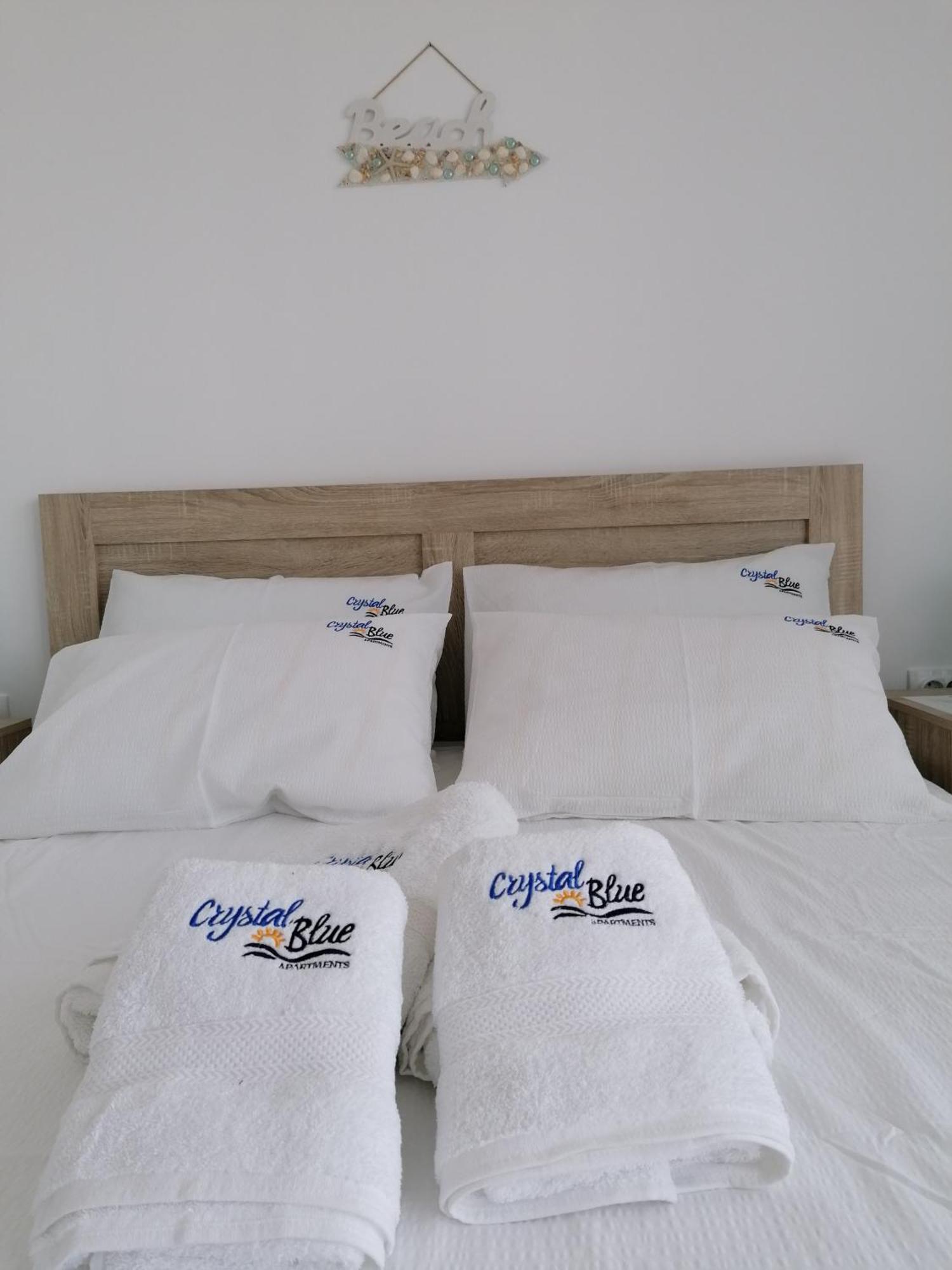 Crystal Blue Apartments Nea Kallikrateia Room photo